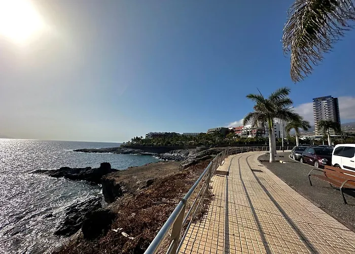 Black Rock Costa Adeje (Tenerife)